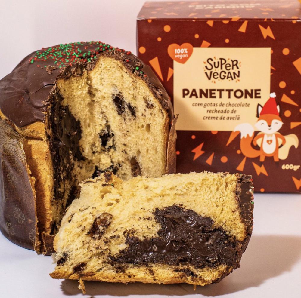 Panettone Vegano com Gotas de Chocolate e Recheado com Creme de Avela Super Vegan 600g