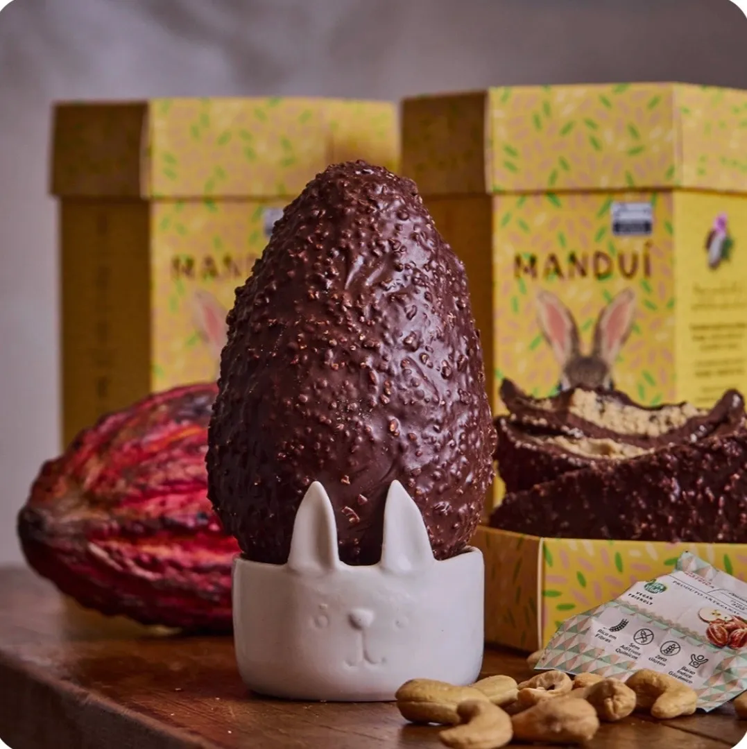 Ovo de Páscoa Vegano Crocante de Castanha de Caju com Recheio Creme de Castanha de Caju Manduí 350g refrig.