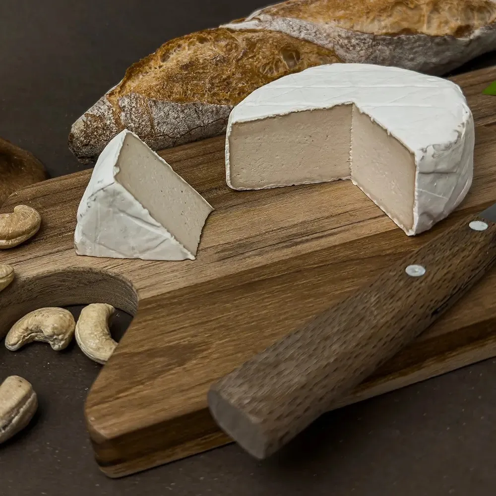 Queijo Camembert Vegano Tradicional Uh Lala Ecozy 150g refrig