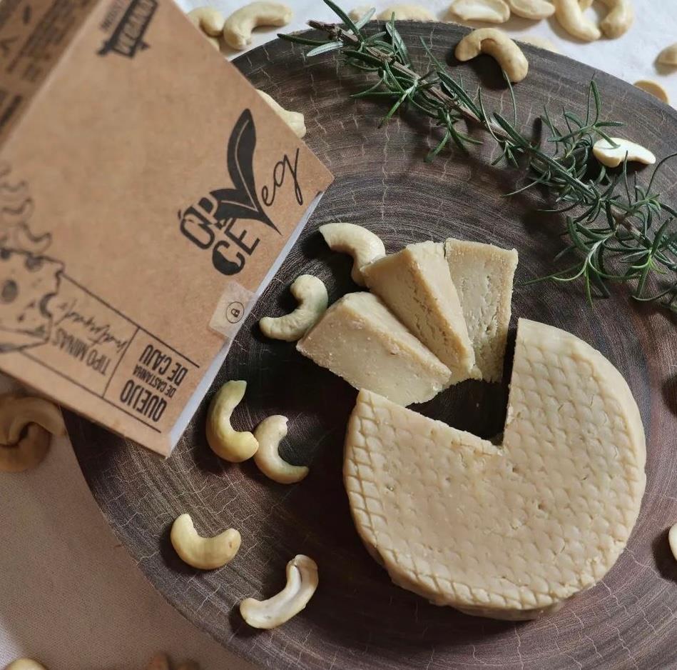 Queijo De Castanha De Caju Tipo Minas Maturado Ópcê 180g refrig