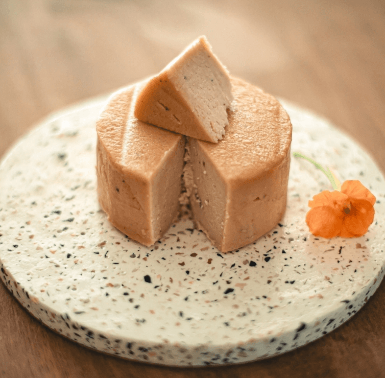 Queijo Vegano Defumado Cajoo 200g refrig.