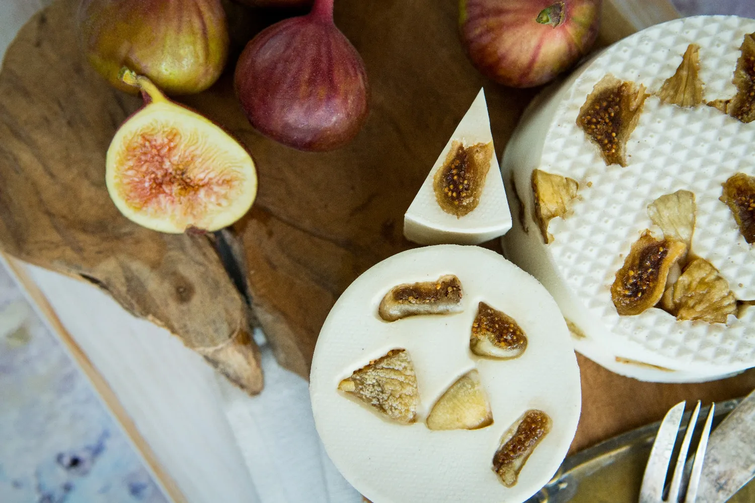 Queijo Vegetal Esmeralda Figo Utopi 200g refrig.