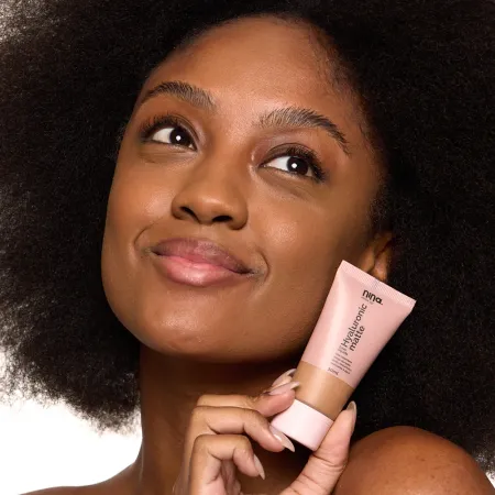 Base Líquida Hyaluronic Matte Cor 5.5 – Nina Makeup 30ml