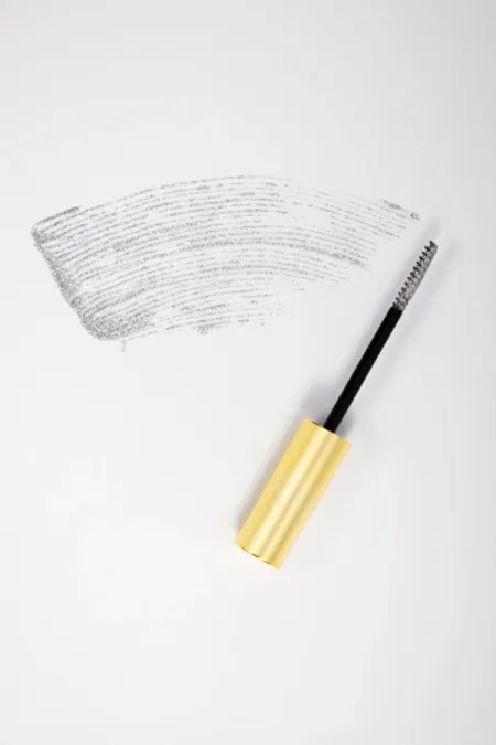 Máscara Para Cílios Com Glitter Luisance Brilha!