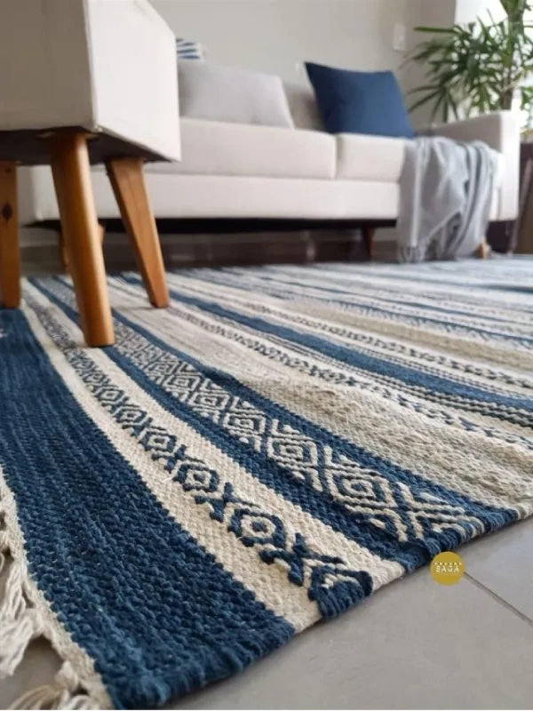 A Arte da Geometria no Ch&atilde;o: Tapetes que Transformam Ambientes