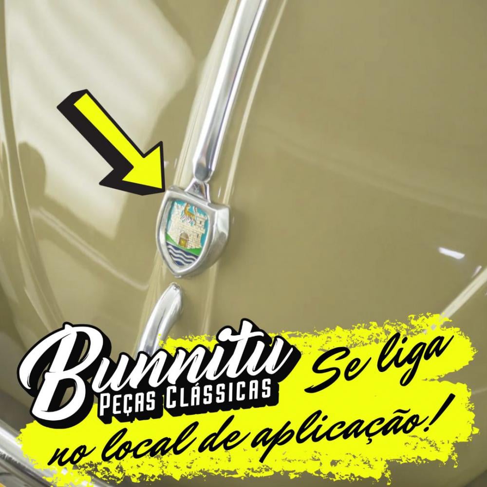 Moldura cromada modelo lisa do emblema de brasão capo VW Fusca :