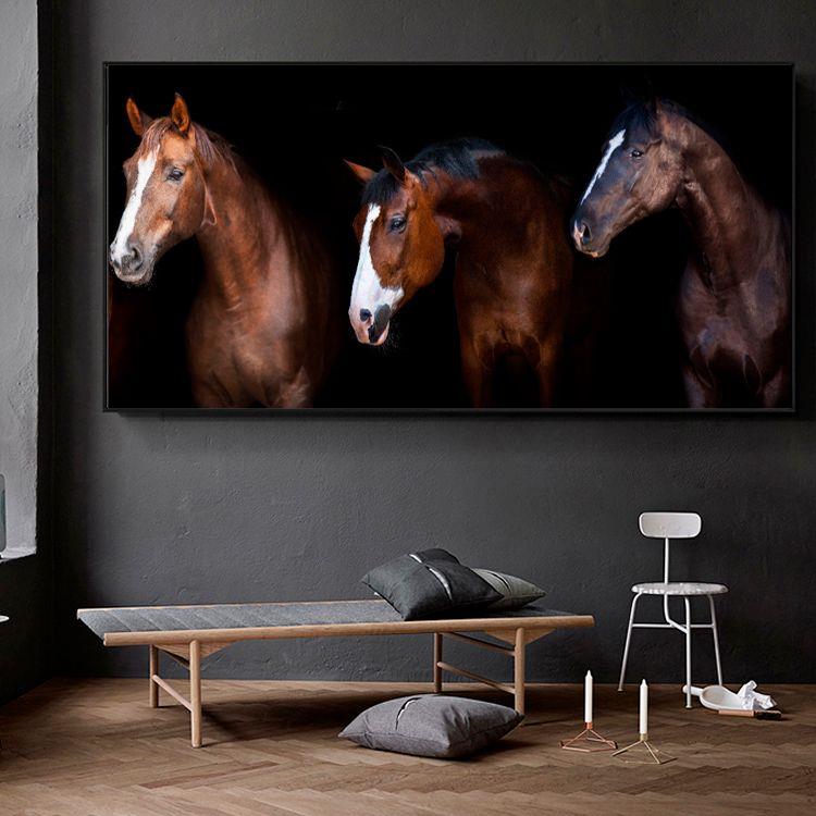 Quadro Decorativo 120x90 Moldura De Madeira Cavalo De Frente