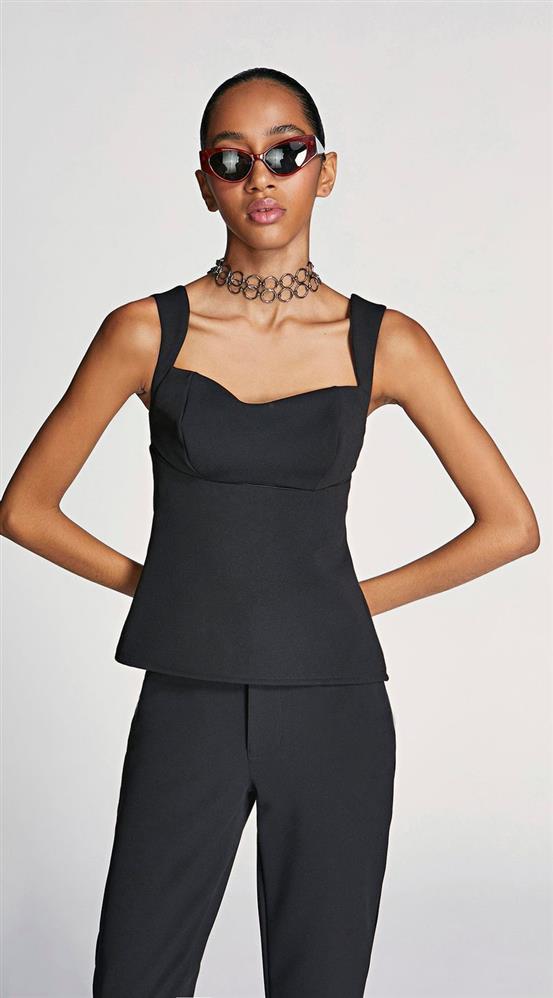 Blusa Morena Rosa Decote Quadrado Alça Com Recorte Preto