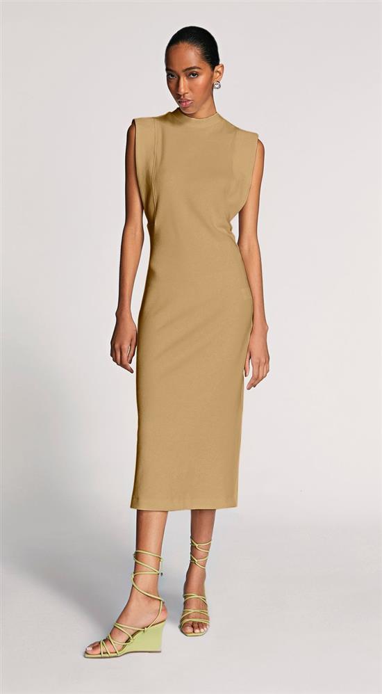 Vestido Morena Rosa Midi Gola Alta Abertura Lateral Dourado