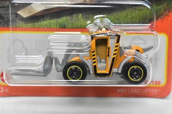 Matchbox 2024 #69 MBX Load Lifter – Telehandler Giallo Ambra, Serie 1-100, Nuovo In Card