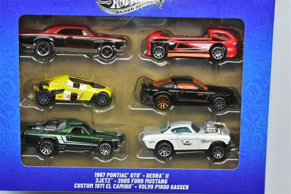 HOT WHEELS LEGENDS TOUR 2025: PACK COM 6 CARROS MINIATURA