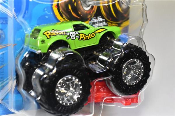 HOT WHEELS MONSTER TRUCKS - POISON PINTO