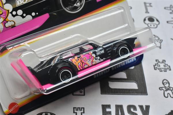 MAD WHEELS 
マッドホイール
世界一わるいミニカー MAD Wheelz x Acedeck®
