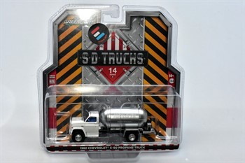 GREENLIGHT  - S.D. TRUCKS - 1982 CHEVROLET C-60 - CAMINHÃO DE GÁS - 1/64