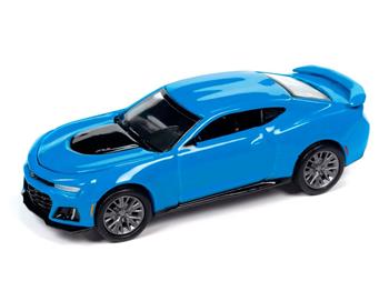 AUTO WORLD - 2022 CHEVY CAMARO - ZL1 RAPID BLUE - 1/64