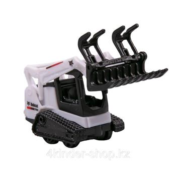 MAISTO - MINIATURA TRATOR BOBCAT T590 COM GARRA - 1/64