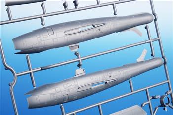 KIT DE MONTAR 1/72 - F-84 THUNDERSTREAK REBORN LUFTWAFFE