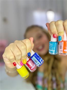 ESMALTE INFANTIL DIVERTIDO BASE AGUA - UVINHA - TURMA DA LU