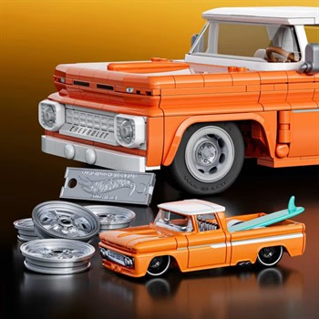 HOT WHEELS - BRICK SHOP  - CUSTOM  62 CHEVY PICKUP (C10)
