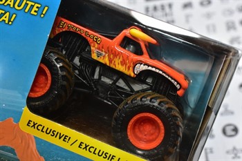 MONSTER JAM - PISTA MONSTER DIRT DELUXE SET - INCLUI CARRINHO EL TORO LOCO