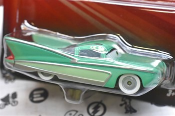 DISNEY PIXAR CARROS - FLO