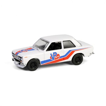 GREENLIGHT  - RUNNING ON EMPTY - 1968 DATSUN 510 WIDEBODY COUPE - 1/64