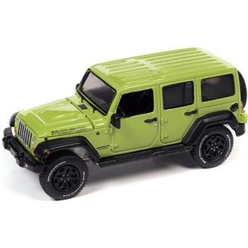 AUTO WORLD - 2013 JEEP WRANGLER UNLIMITED MOAB EDITION  - GREEN GECKO - 1/64