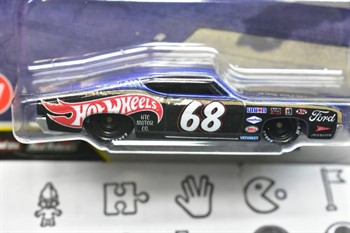 HOT WHEELS PREMIUM - BOULEVARD - 69 FORD TORINO TALLADEGA - #147
