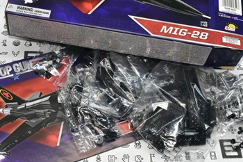COBI - MIG-28  TOP GUN - 332 PEÇAS - 1/48