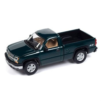 AUTO WORLD - MUSCLE TRUCKS - 2003 CHEVY SILVERADO WOODLAND GREEN