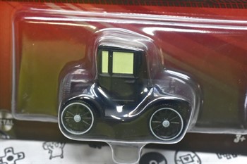 DISNEY PIXAR CARROS - LIZZIE