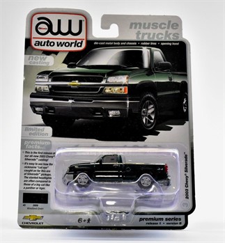 AUTO WORLD - MUSCLE TRUCKS - 2003 CHEVY SILVERADO WOODLAND GREEN