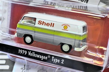 GREENLIGHT -  SPECIAL EDITION - 1979 VW KOMBI TYPE 2 PANEL VAN SHELL OIL  - RAW MACHINE