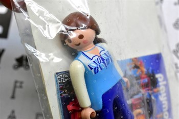PLAYMOBIL - BONECO - PASSEADORA DE CÃES - #08