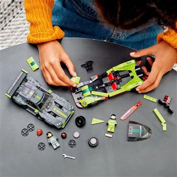 LEGO - ASTON MARTIN VALKYRIE AMR PRO E ASTON MARTIN VANTAGE GT3 - 76910