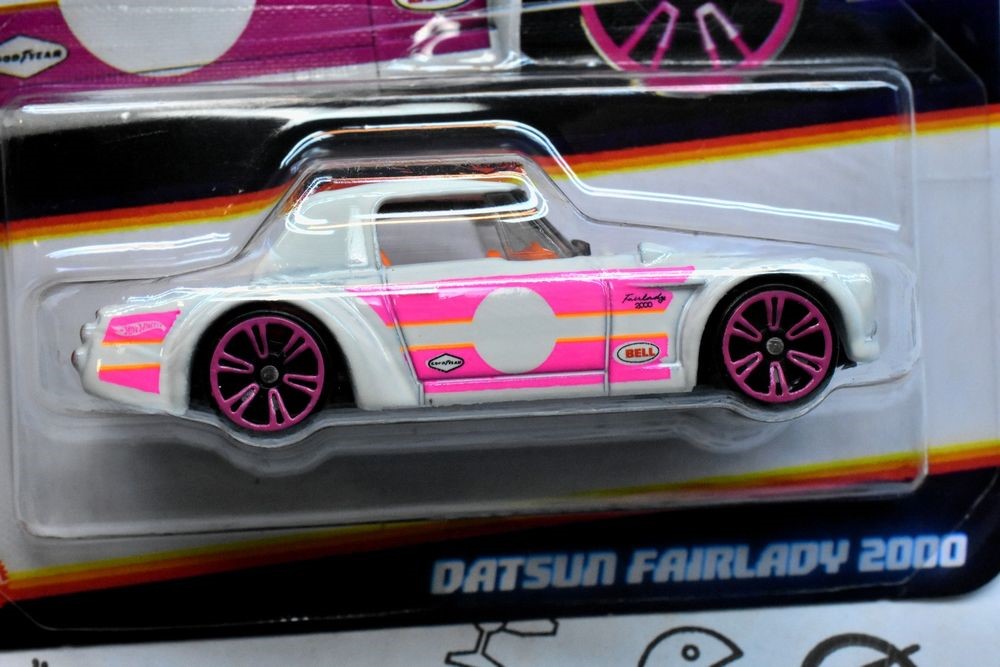 HOT WHEELS NEON SPEEDERS - 2025 | DATSUN FAIRLADY 2000