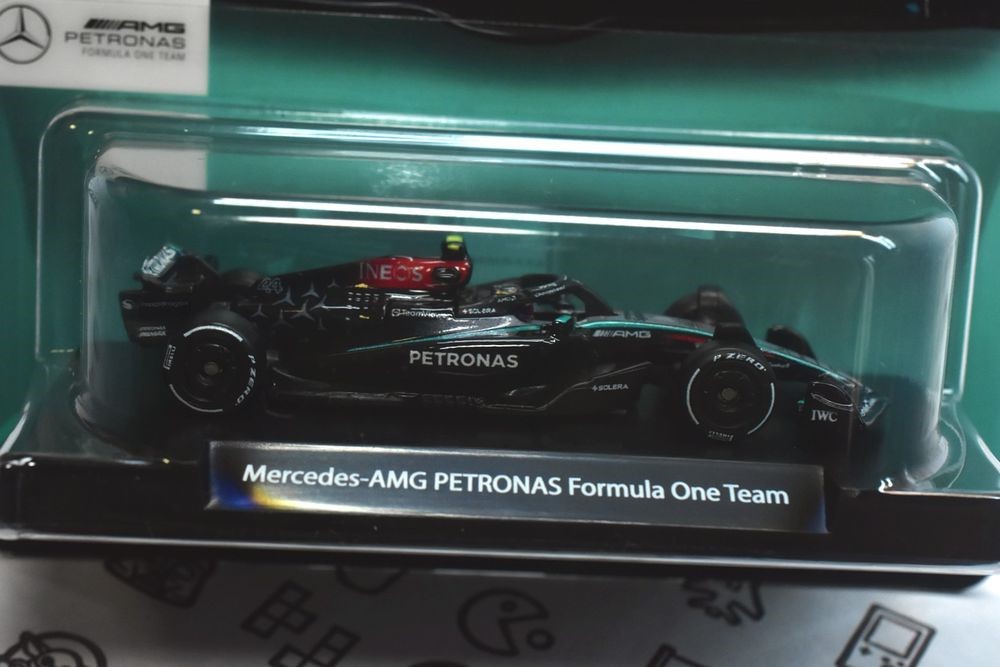 F1 ミニカー　メルセデス　ハミルトン　2024 HOT WHEELS F1 2024 MERCEDES LEWIS HAMILTON #44 PREMIUM 1/64