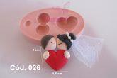 Molde de Silicone para Biscuit Coração com Casal se Beijando - Cód 026