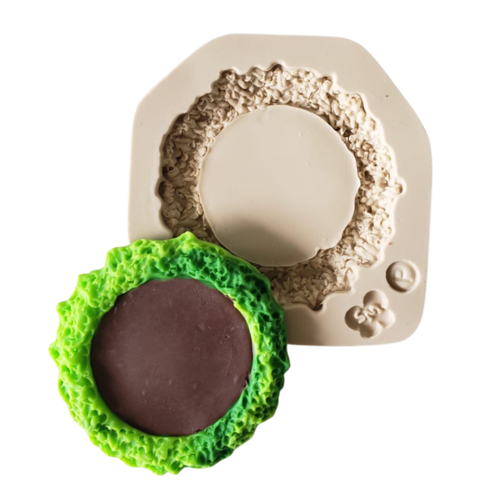 Molde de Silicone para Biscuit Base com Grama Lateral P - Cód 1010