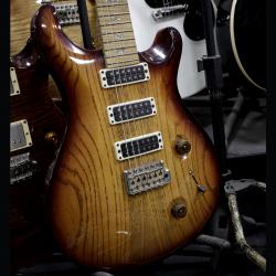 Guitarra PRS 25th Anniversary Swamp Ash Special NF