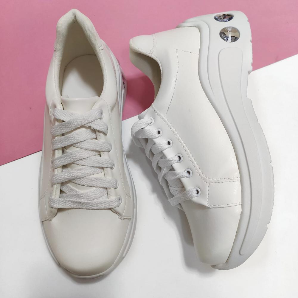 cadarço branco para tenis