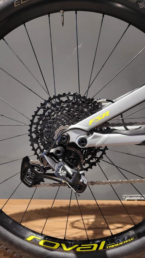 Bicicleta Specialized StumpJumper Comp Alloy Tam S 2020